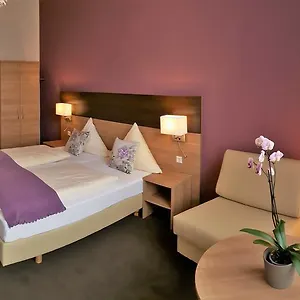 Flora Guest house